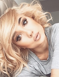 Fryzury Średnie Na co dzień Kręcone Rozpuszczone Blond - 3113977