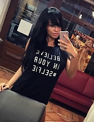 Fryzury Długie Na co dzień Proste z grzywką Rozpuszczone Czarne - 3237434