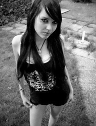 Fryzury Średnie Alternatywne EMO - 113455