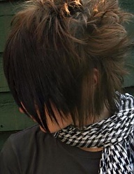 Fryzury Średnie Alternatywne EMO - 165975