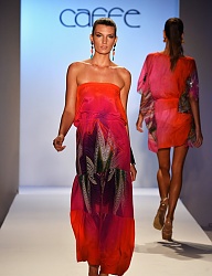 Moda Sukienki Dzienne - 2041234