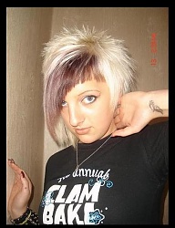 Fryzury Średnie Alternatywne EMO - 102763