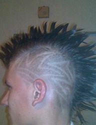 Fryzury Średnie Alternatywne Punk Rock - 26965