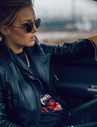 Fryzury Długie Na co dzień Proste Upięcie Blond - 2408020
