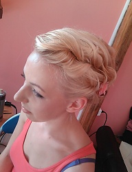 Fryzury Długie Ślubne Proste Upięcie Blond - 1196602