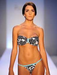 Moda Bielizna Na plażę - 2042823