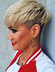 Fryzury Krótkie Na co dzień Proste Rozpuszczone Blond - 3270524