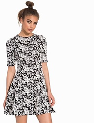 Moda Sukienki Dzienne - 3155232