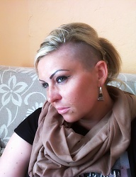 Fryzury Krótkie Na co dzień Proste Irokez damski Blond - 2627857