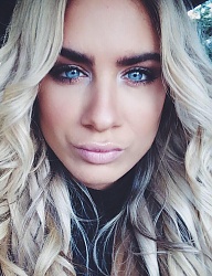 Fryzury Średnie Na co dzień Kręcone Rozpuszczone Blond - 3137243