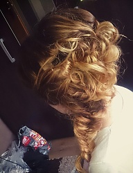 Fryzury Długie Wieczorowe Kręcone Upięcie Blond - 2978912