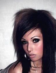 Fryzury Średnie Alternatywne EMO - 153660