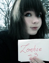 Fryzury Średnie Alternatywne EMO - 136135
