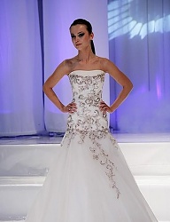 Moda Ślub Suknie ślubne - 135877