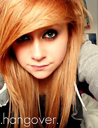 Fryzury Średnie Alternatywne EMO Blond - 1316131