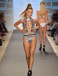 Moda Bielizna Na plażę - 2041173