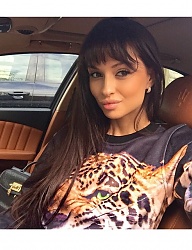 Fryzury Długie Na co dzień Proste z grzywką Rozpuszczone Brązowe - 2957724