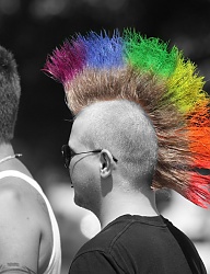 Fryzury Średnie Alternatywne Punk Rock - 748609