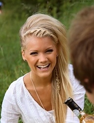 Fryzury Długie Na co dzień Proste Upięcie Blond - 2413790