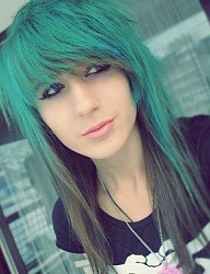 Fryzury Średnie Alternatywne EMO - 1052625