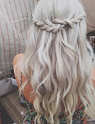 Fryzury Długie Na co dzień Kręcone Warkocze Blond - 2993810