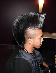 Fryzury Średnie Alternatywne Punk Rock - 608720
