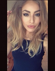 Fryzury Długie Na co dzień Kręcone Rozpuszczone Blond - 2992459