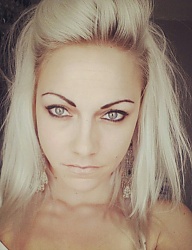 Fryzury Średnie Na co dzień Proste Upięcie Blond - 2172791