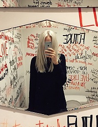 Fryzury Średnie Na co dzień Proste Rozpuszczone Kolorowe - 3073227