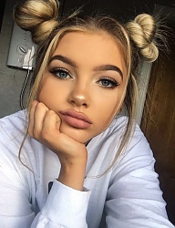 Fryzury Długie Na co dzień Proste Kok Blond - 3178580