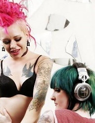 Fryzury Średnie Alternatywne Punk Rock - 514151