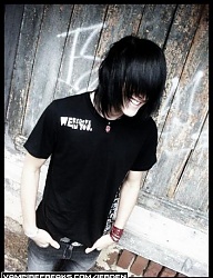 Fryzury Średnie Alternatywne EMO - 158637