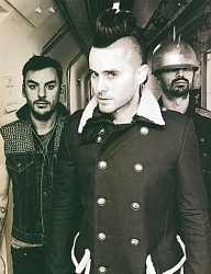 Fryzury Męskie Krótkie Alternatywne Punk Rock - 1175109