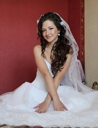 Fryzury Średnie Ślubne - 840285