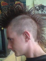 Fryzury Średnie Alternatywne Punk Rock - 1337