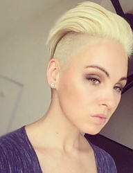 Fryzury Krótkie Na co dzień Proste Irokez damski Blond - 3110172