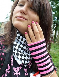 Fryzury Średnie Alternatywne EMO - 52128