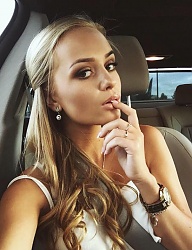 Fryzury Długie Na co dzień Kręcone Rozpuszczone Blond - 3012089