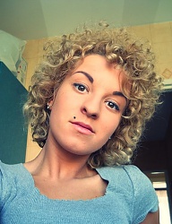 Fryzury Krótkie Na co dzień Kręcone Rozpuszczone Blond - 2645911