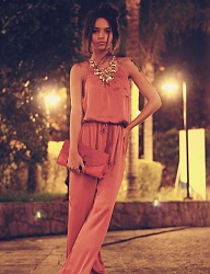 Moda Spodnie Kombinezony - 1398552