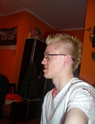 Fryzury Średnie Alternatywne Punk Rock - 17695