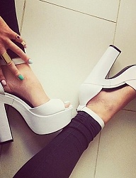 Moda Buty Sandały - 2695714