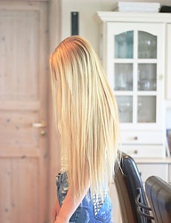 Fryzury Długie Na co dzień Proste Rozpuszczone Blond - 2041171