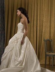 Moda Ślub Suknie ślubne - 381284