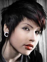 Fryzury Średnie Alternatywne EMO - 41877
