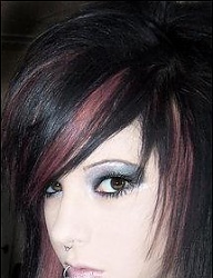 Fryzury Średnie Alternatywne EMO - 33911
