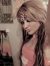 Fryzury Długie Alternatywne EMO Blond - 1094860