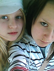 Fryzury Średnie Alternatywne EMO - 21507