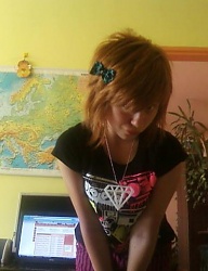 Fryzury Średnie Alternatywne EMO - 48244