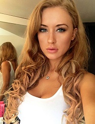 Fryzury Długie Na co dzień Kręcone Rozpuszczone Blond - 3095489